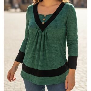 Button Splice Accent V-Neck Top, Women’s L, Green Black, New